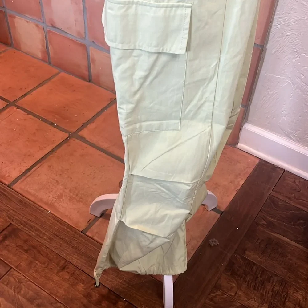 WAYF Drawstring Cargo Pants, size M